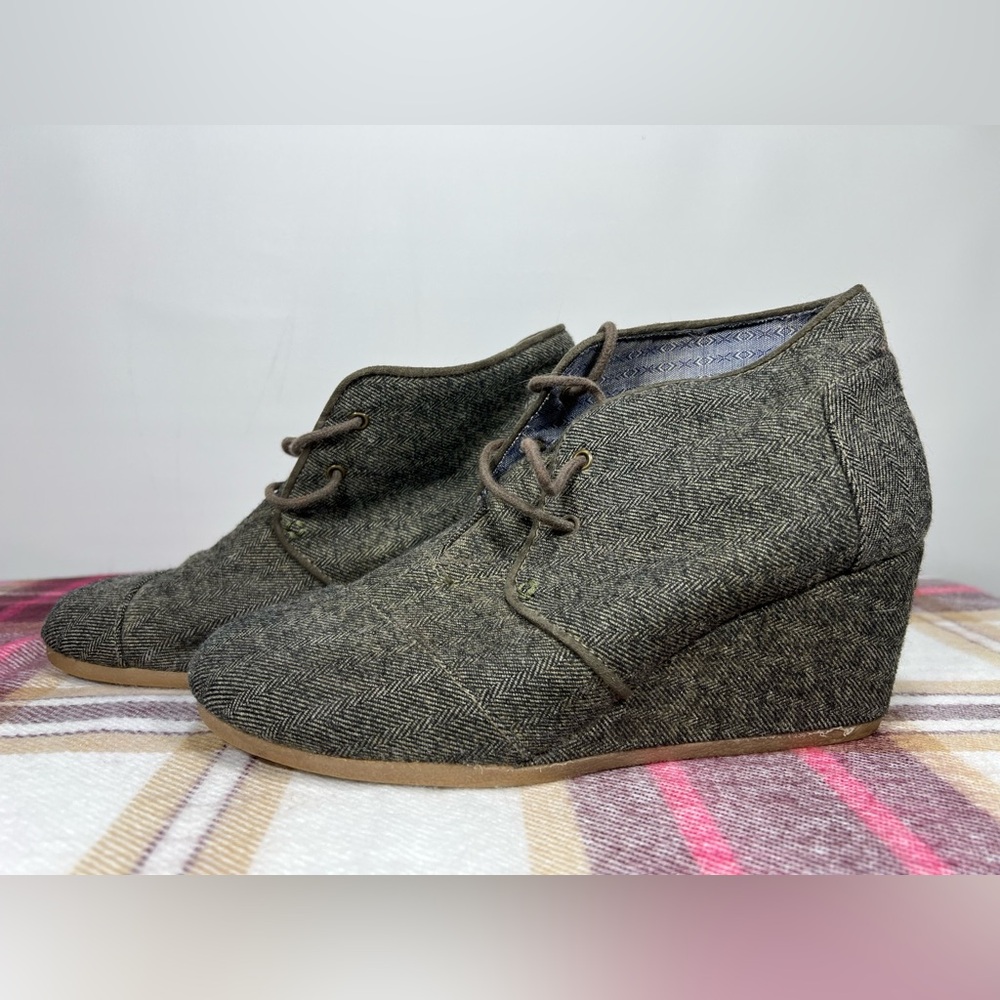 Toms Desert Wedge Olive Herringbone Wedge Bootie